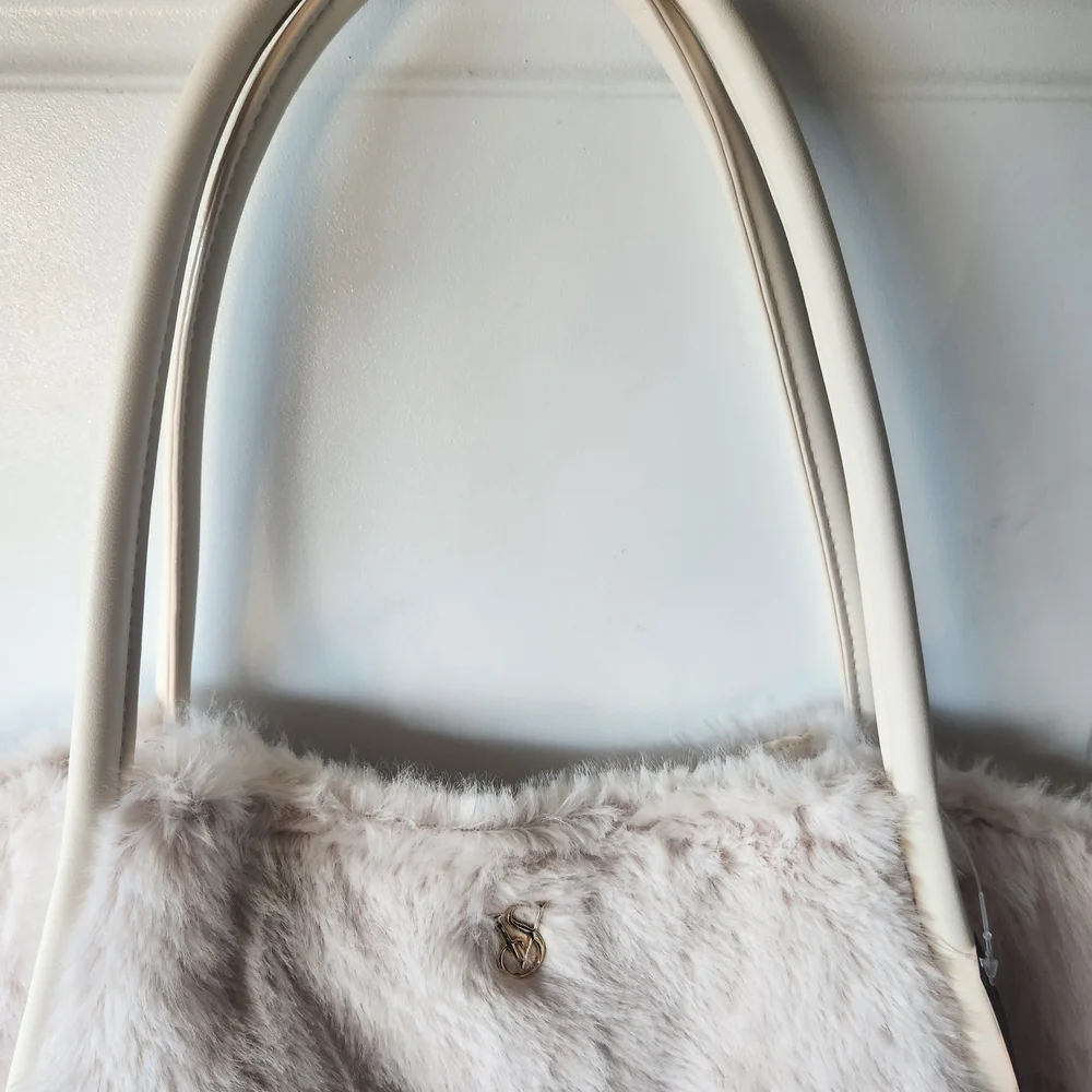 Victoria Secret Faux-Fur Tote Bag - Picture 3 of 4
